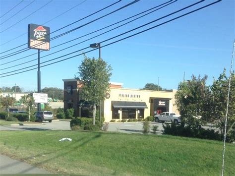Pizza hut clarksville tn - Pizza Hut. 2.1 (50 reviews) Claimed. $ Pizza, Chicken Wings, Fast Food. Open 10:30 AM - 11:00 PM. See hours. See all 14 photos. Write a review. …